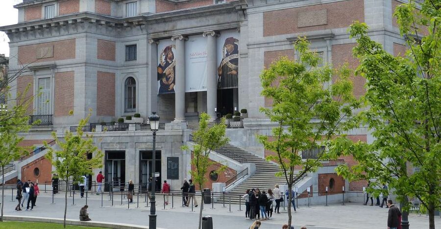 Madrid: Prado Museum Guided Tour With Fast Access - Inside the Prado: a fast route through masterpieces