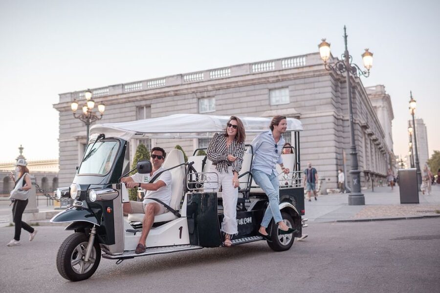 Madrid: Private City Tour by Eco Tuk Tuk - Key points at a glance