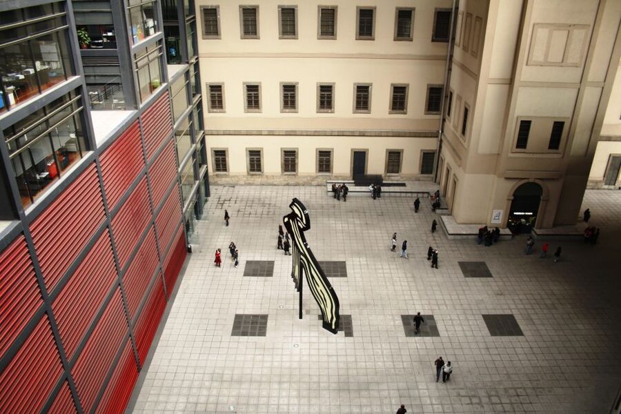Madrid: Reina Sofía Guided Tour with Skip-the-Line Tickets - Tips for getting more from the visit