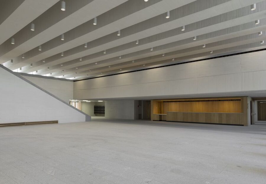Madrid: Royal Collections Gallery Entry Ticket - Opening hours and the best time to enter