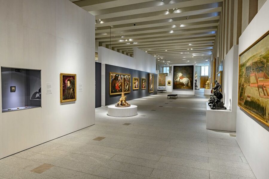 Madrid: Royal Collections Gallery Entry Ticket - Starting upstairs with five centuries of art