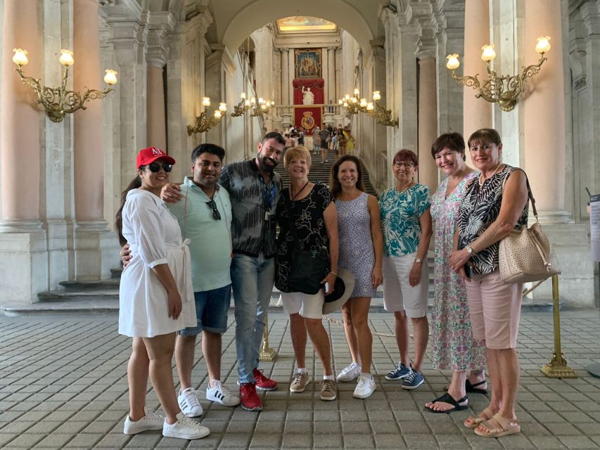 Madrid: Royal Palace Entry Ticket and Small Group Tour - Ending at the Plaza de la Armería viewpoint