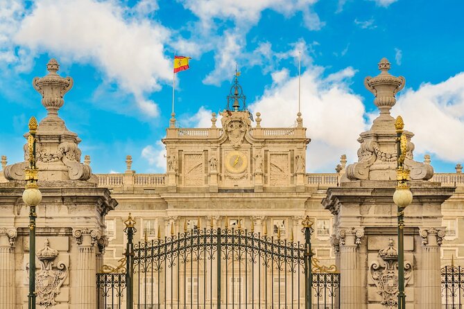 Madrid: Royal Palace Expert Guided Tour with Optional Tapas - The optional Royal Collections Gallery upgrade