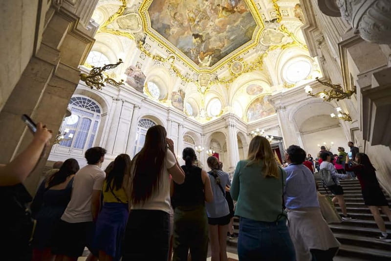 Madrid: Royal Palace Expert Guided Tour with Skip-the-Line - Private Royal Apartments and Everyday Royal Life