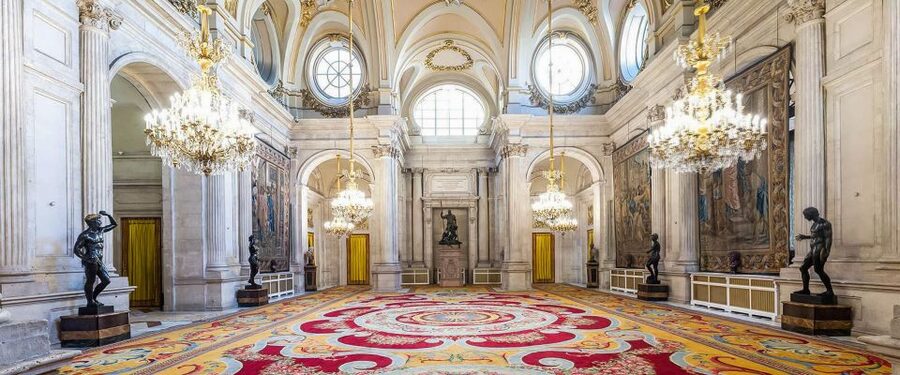 Madrid: Royal Palace Fast-Access Admission Ticket - Finding the Almudena esplanade entrance
