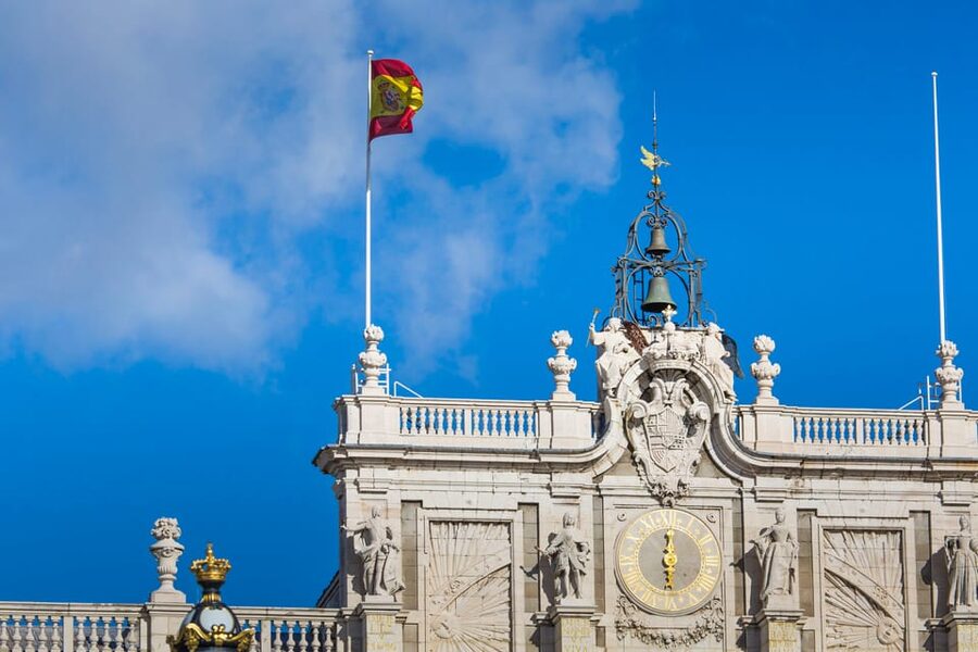 Madrid: Royal Palace Guided Tour with Skip-the-Line Entry - Why Madrid’s Royal Palace deserves two hours
