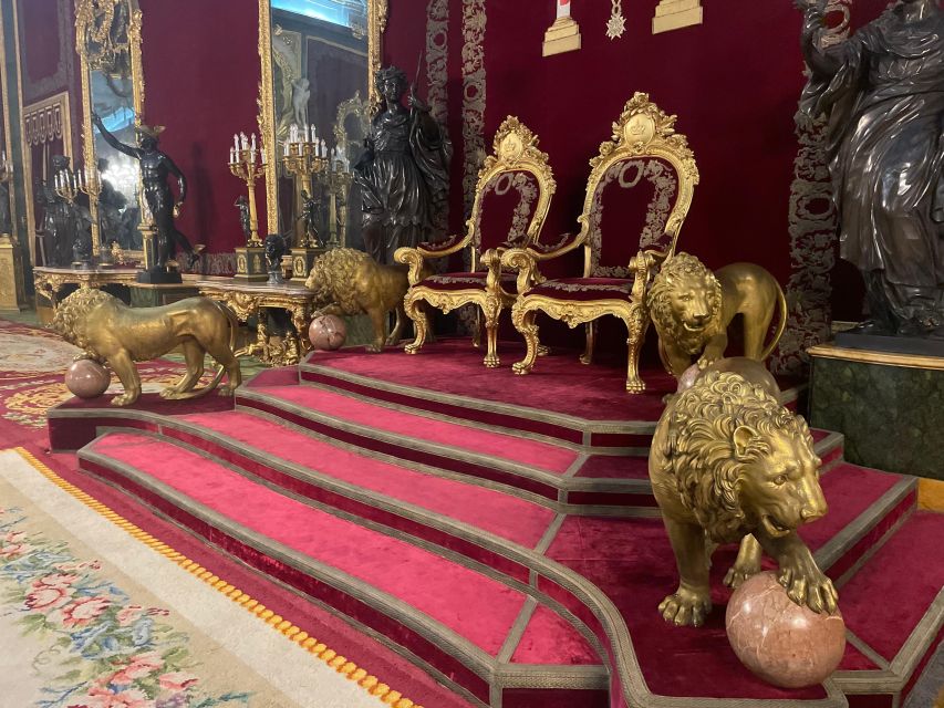 Madrid: Royal Palace tour - semi private or private - Skip-the-line entry and the $60 price