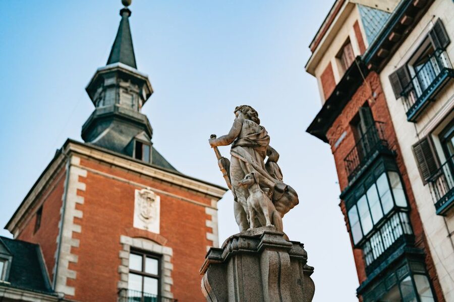 Madrid: Spanish Inquisition and Legends Evening Walking Tour - Practical details that improve the experience
