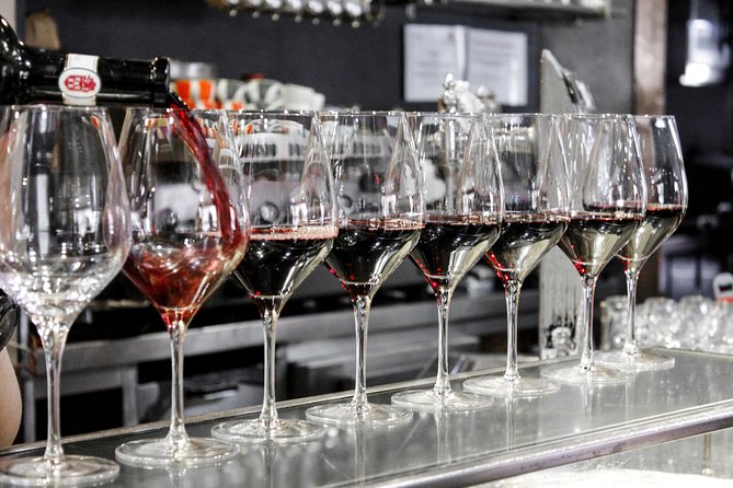 Madrid Tapas Crawl ️Tour by FLT - The drinks are part of the lesson
