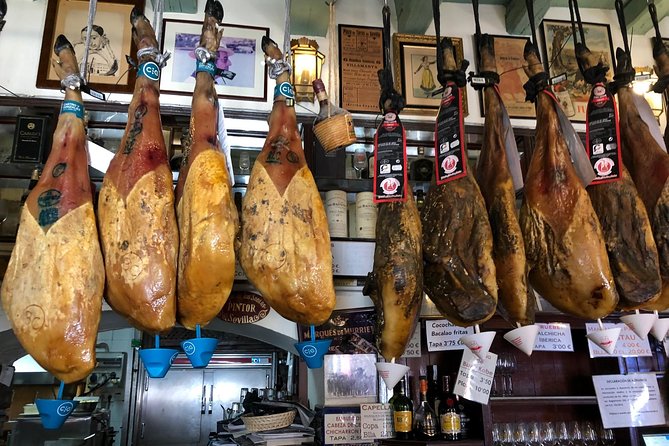 Madrid Tapas Crawl ️Tour by FLT - The guides shape the entire evening