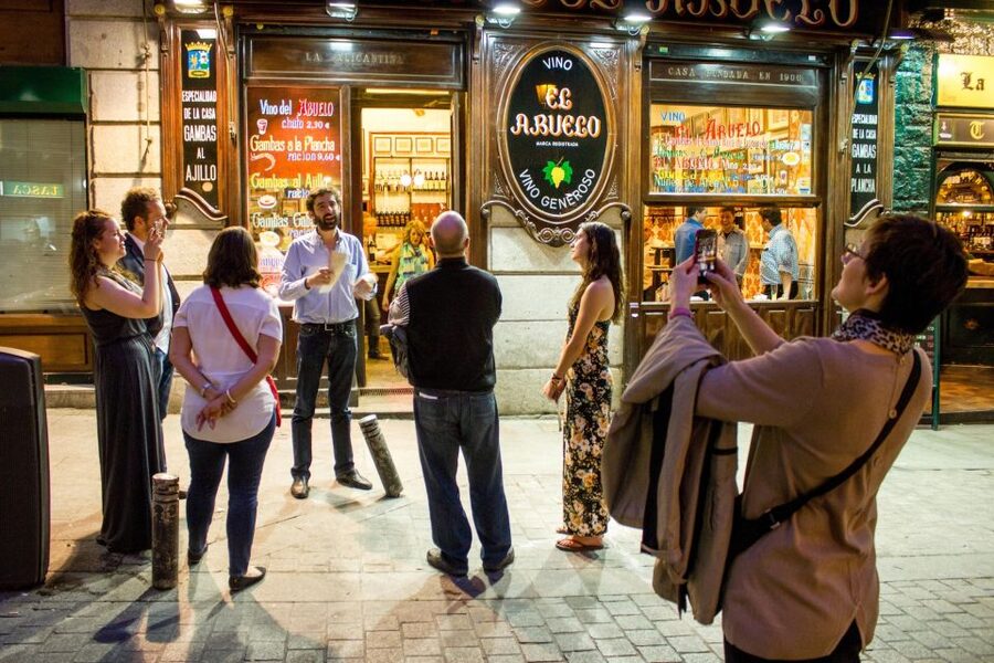 Madrid: Tapas & Wine Tasting Tour with Local Guide - Who will enjoy this most