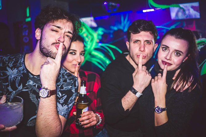 Madrid: Top Pub Crawl Madrid & Party - Barrio de las Letras and the third bar