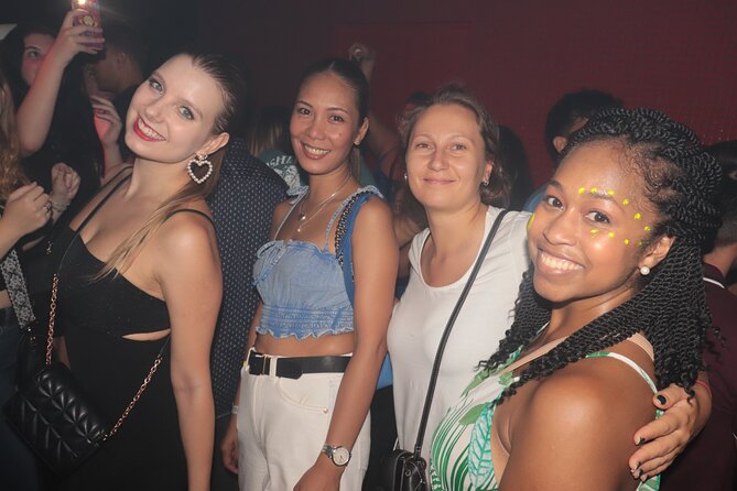 Madrid: Top Pub Crawl Madrid & Party - Group size, timing, and practical comfort