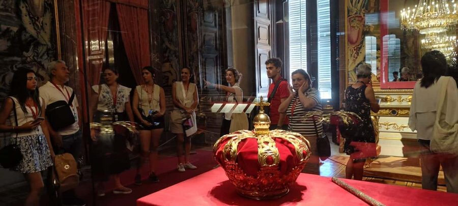 Madrid: Visit to the Royal Palace & Walking Tour of the City - Inside the Royal Palace for about one hour