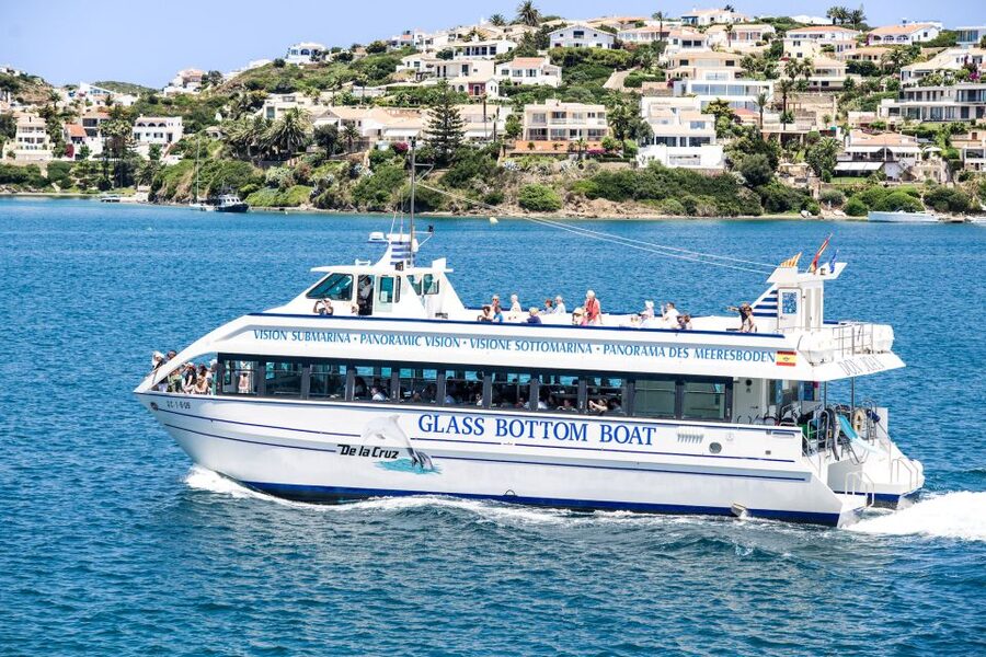 Mahon: Harbor Boat Tour with Underwater Viewing & Commentary - Why Mahón Harbor is worth seeing by boat
