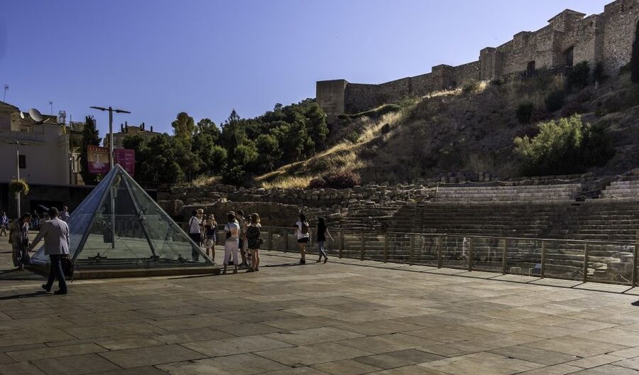 Málaga: 3-Hour Complete Walking Tour with Tickets - Inside the Alcazaba, the heart of the walk