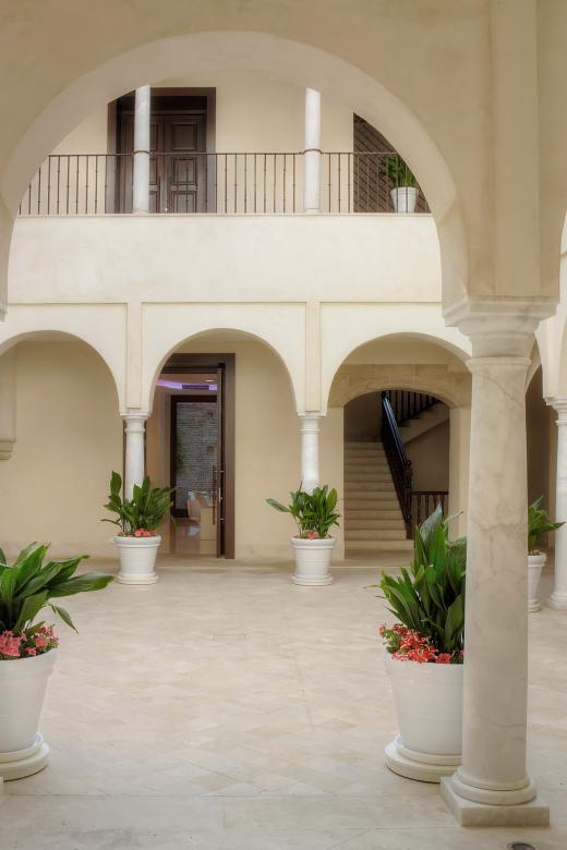 Málaga: Carmen Thyssen Museum Ticket - Temporary exhibitions can change the value of the ticket