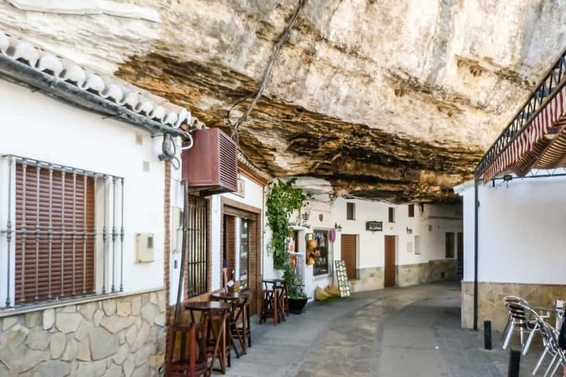 Málaga & Costa del Sol: Ronda and Setenil de las Bodegas - Ronda’s 90-minute guided walk