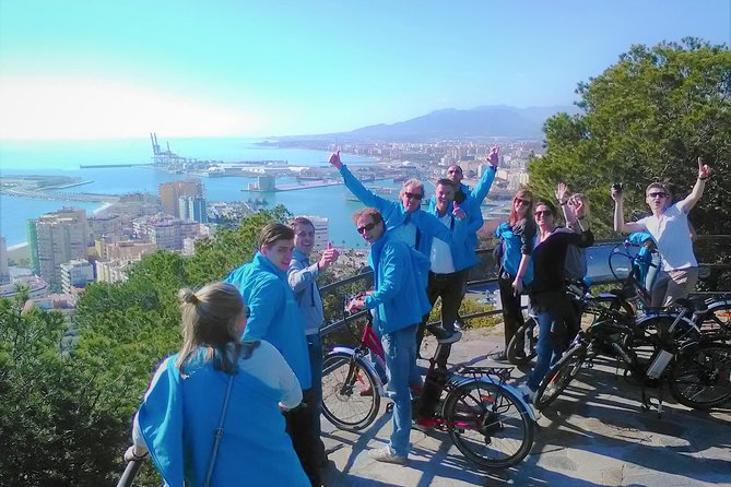 Malaga Electric Bikes Guided Tour - Beaches, lighthouse, and Muelle Uno
