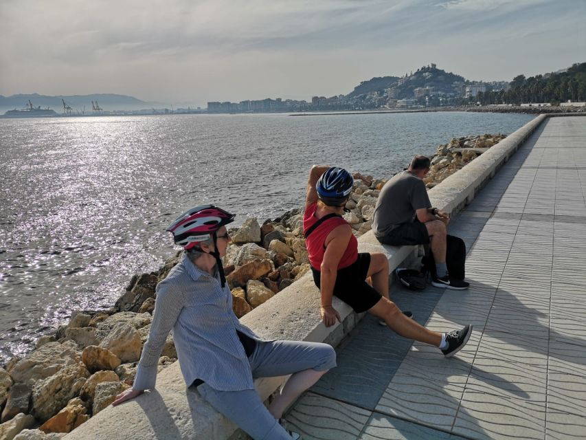 Malaga: Guided E-Bike Tour - Past the Alcazaba and Down to the Sea