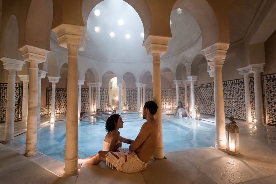 Malaga: Hammam Al Ándalus Entry Ticket with Massage - Moving Between the Hot, Warm, and Cold Baths