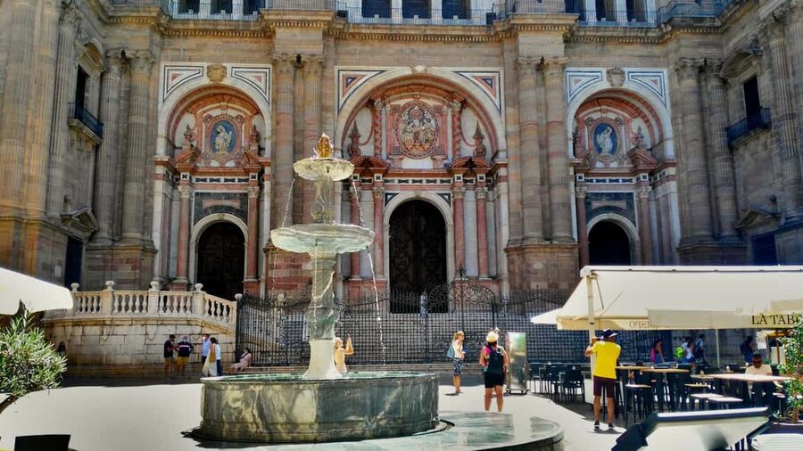 Málaga: Historic Center Tour with Local Guide - Picasso’s Málaga, from birthplace to museum