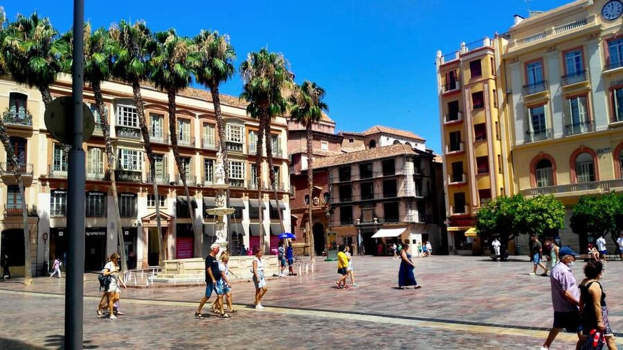 Málaga: Historic Center Tour with Local Guide - Constitution Square and the old-town streets