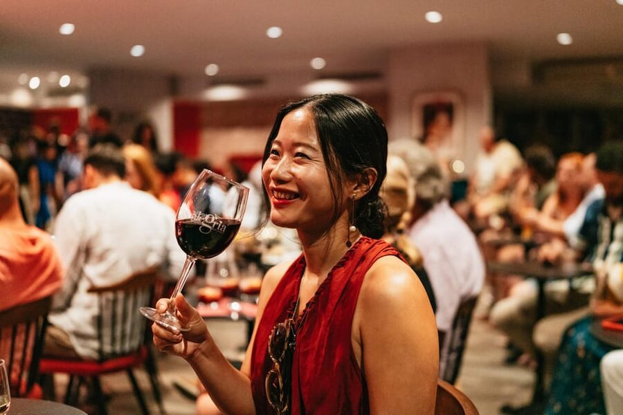 Málaga: Live Flamenco Show at Flamenco Alegría - What the Audience Experience Feels Like