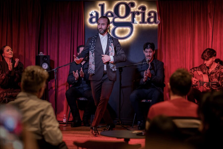 Málaga: Live Flamenco Show at Flamenco Alegría - Entering the Alegría Restaurant in Málaga