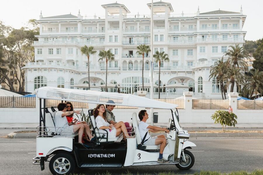 Malaga: Private City Tour by Eco Tuk Tuk - One hour or two hours?