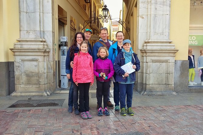 Málaga: Private Sightseeing Treasure Hunt - Plaza de la Merced and Picasso’s Birthplace