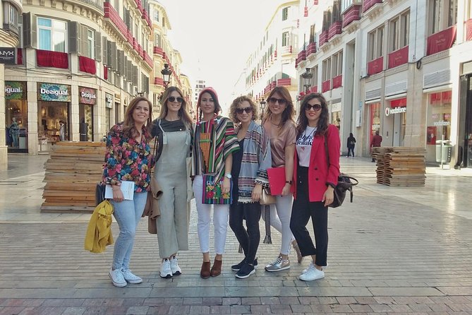 Málaga: Private Sightseeing Treasure Hunt - Carmen Thyssen Museum and the Atarazanas Market