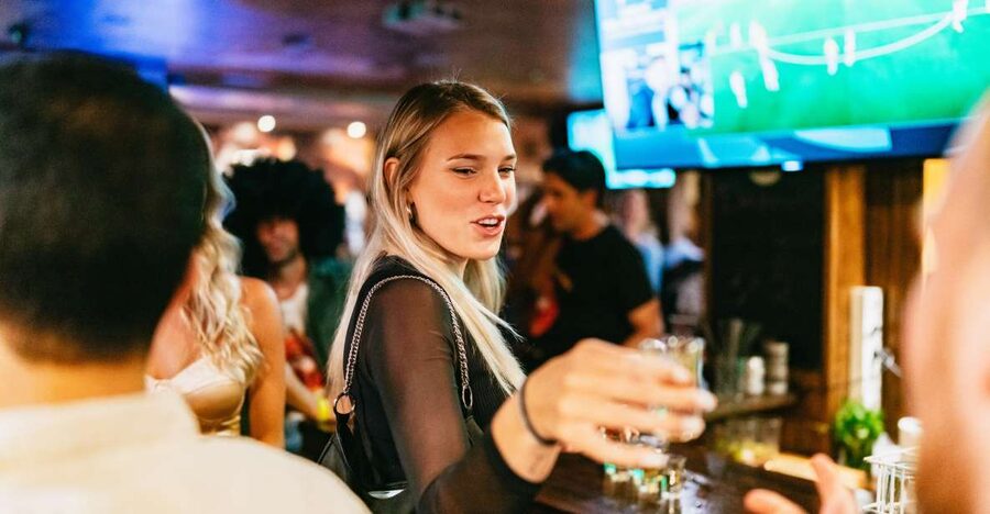 Malaga: Pubs and Clubs Crawl - The Five-Minute Walk Between Bars