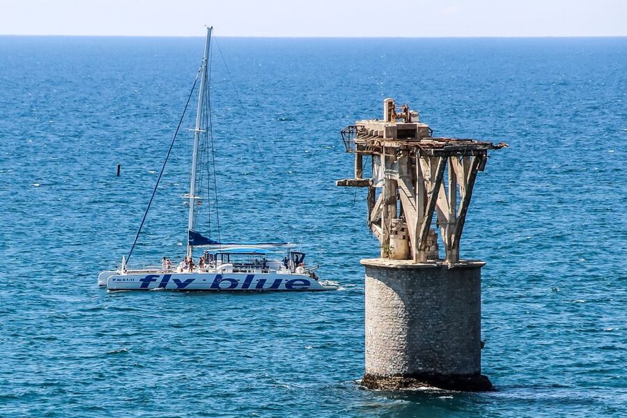 Málaga: Scenic Catamaran Cruise - What the 24-meter catamaran feels like