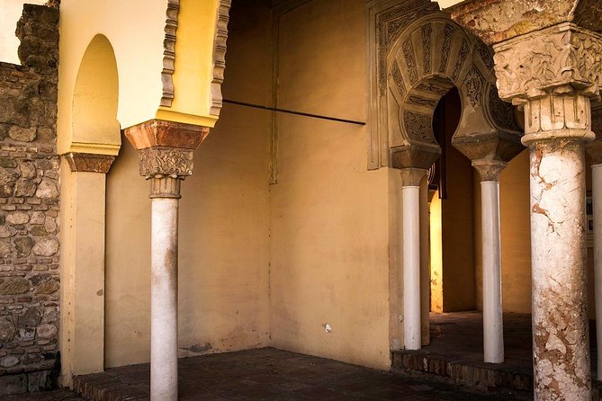 Malaga Tour with Cathedral, Alcazaba and Roman Theatre - Why this short Málaga walk works