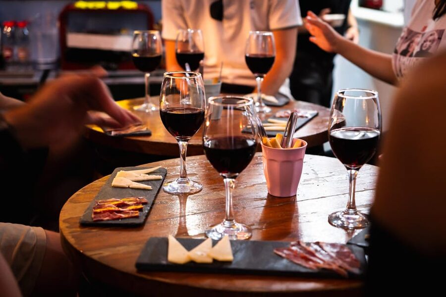Malaga: Wine and Tapas Tour with Tastings and Drinks - The wine canteen brings Malaga’s sweet side