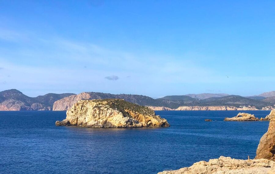 Mallorca: 2-Hour Coastline & Malgrat Islands Catamaran Tour - A short catamaran ride with a clear purpose