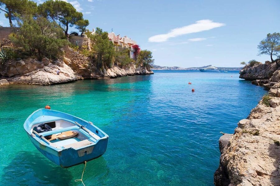 Mallorca: 2-Hour Coastline & Malgrat Islands Catamaran Tour - Seeing the Malgrats Islands from the water