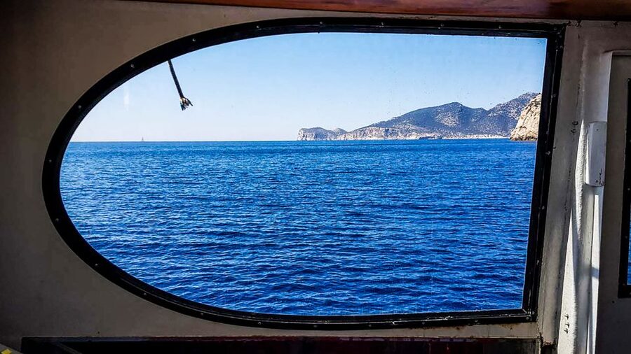 Mallorca: 3.5-Hour Boat Trip with Swimming and Snorkeling - Boarding the Catamaran and Finding Your Place
