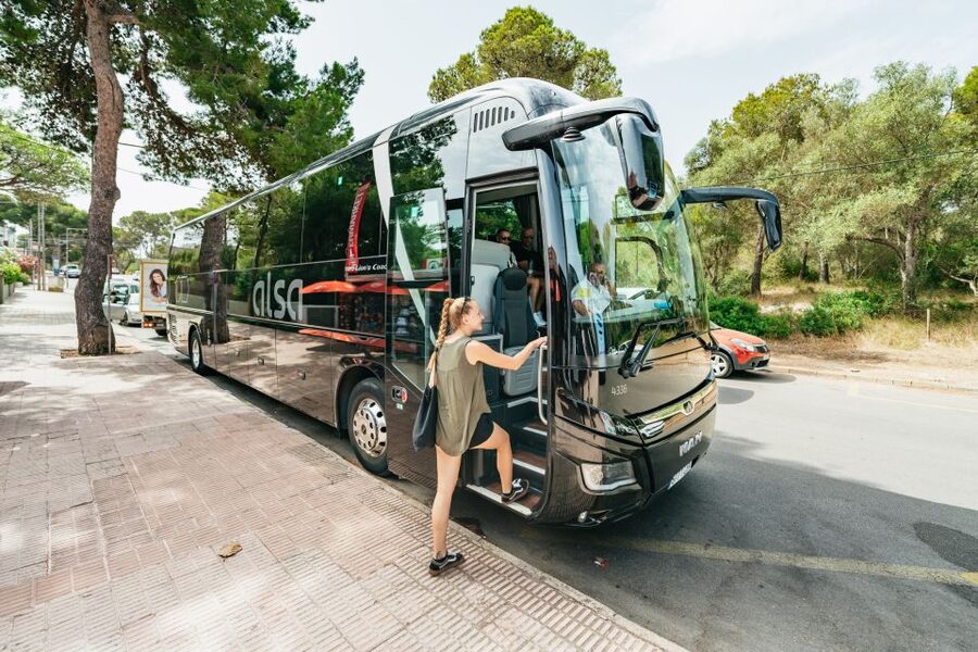 Mallorca: Caves of Drach Day Trip & Optional Caves of Hams - Lake Martel and the underground concert
