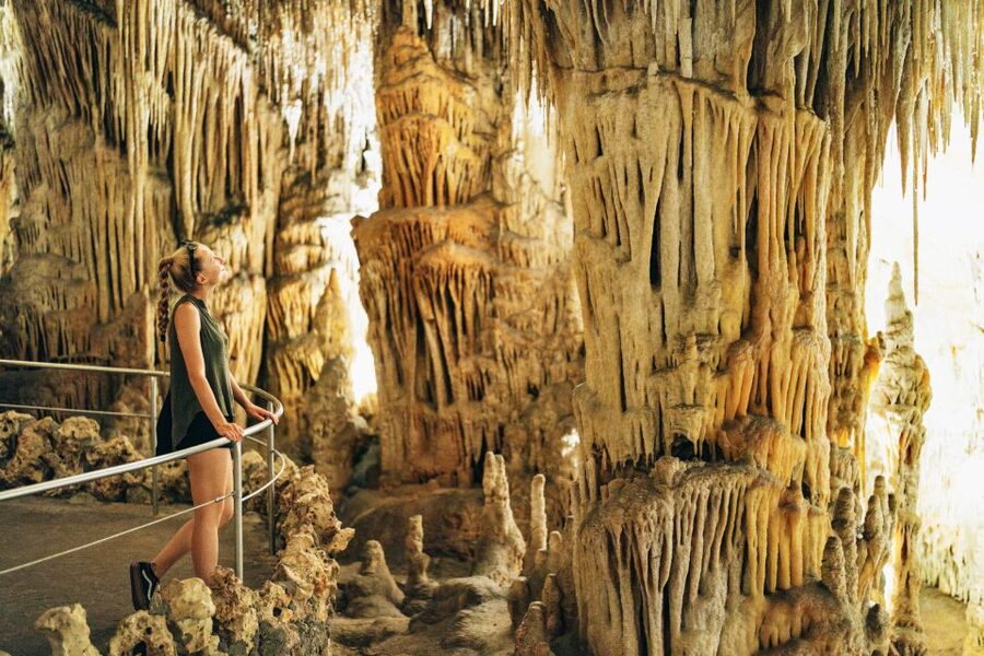 Mallorca: Caves of Drach Day Trip & Optional Caves of Hams - The pearl-making stop near Manacor