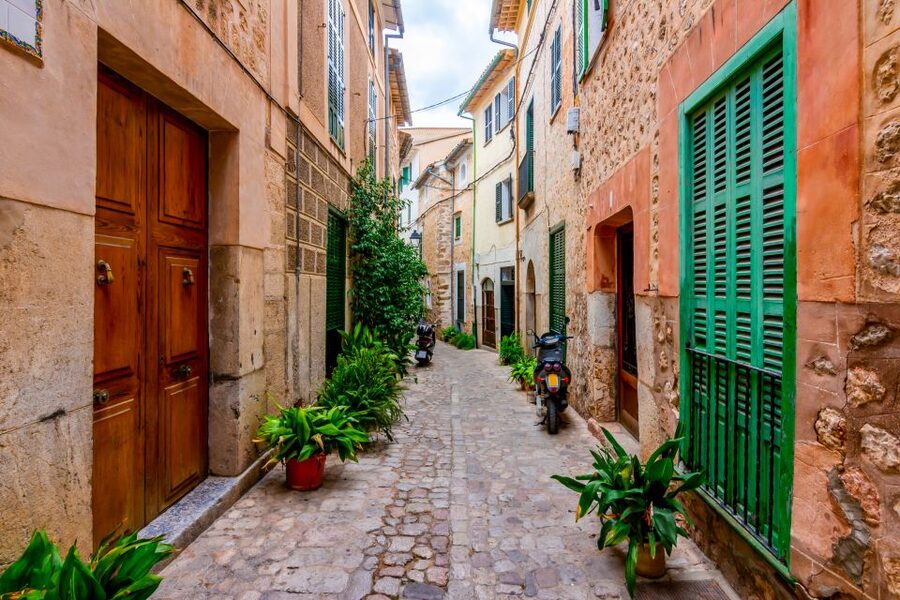 Mallorca: Island Trip by Train, Tramway, and Boat - Collecting your tickets in Palma or Son Sardina