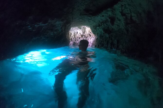 Mallorca: Kayaking, Sea Cave, Cliff Jumping & Snorkel Tour - Key points to know before booking