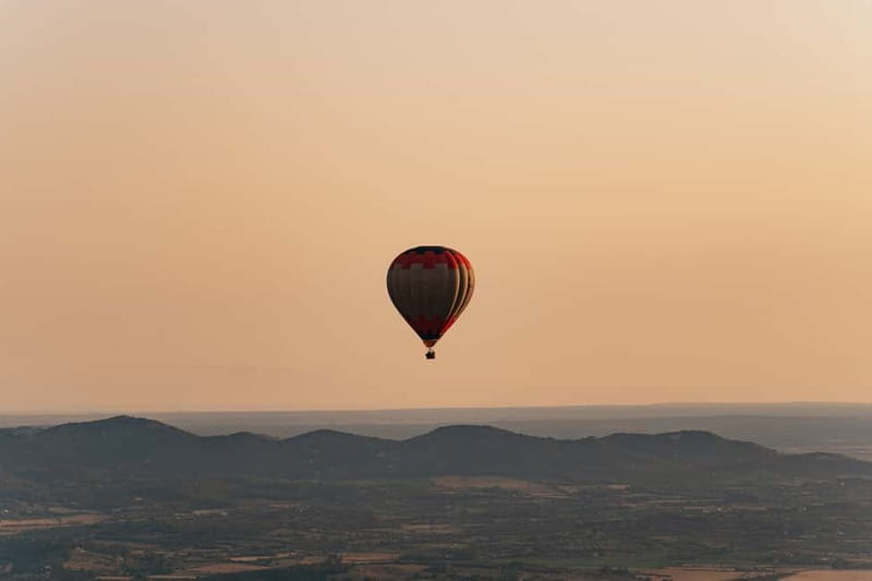 Mallorca: Sunrise or Sunset Hot Air Balloon Flight - Who will enjoy this Mallorca flight most