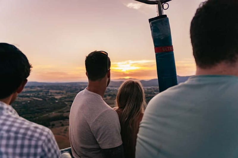 Mallorca: Sunrise or Sunset Hot Air Balloon Flight - Meeting before sunrise or sunset