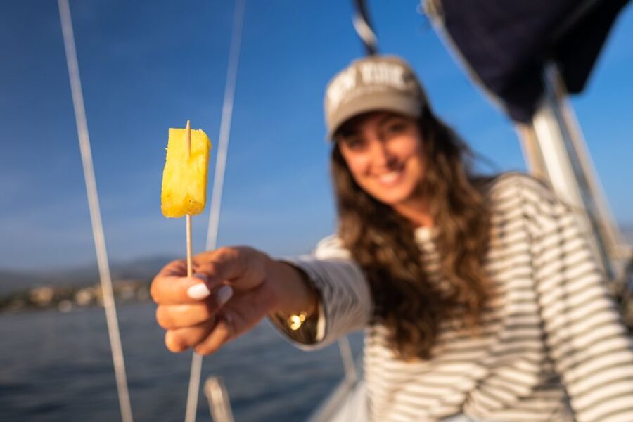 Marbella: Sailing & Dolphin Watching with Snacks and Drinks - Choosing shared or private sailing