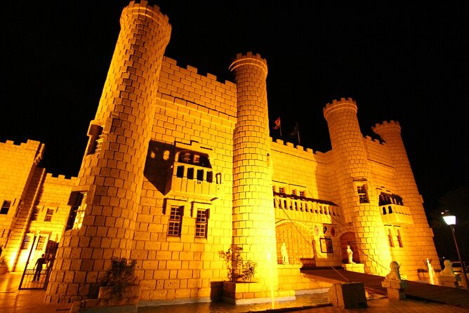 Medieval San Miguel castle with dinner-Show in South Tenerife - Knights, horses, falcons, and fire
