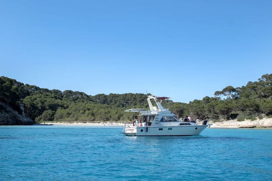 Menorca: 3.5 Hour South Coast Boat Excursion - Mitjana, Trebalúger, Fustam, and Escorxada