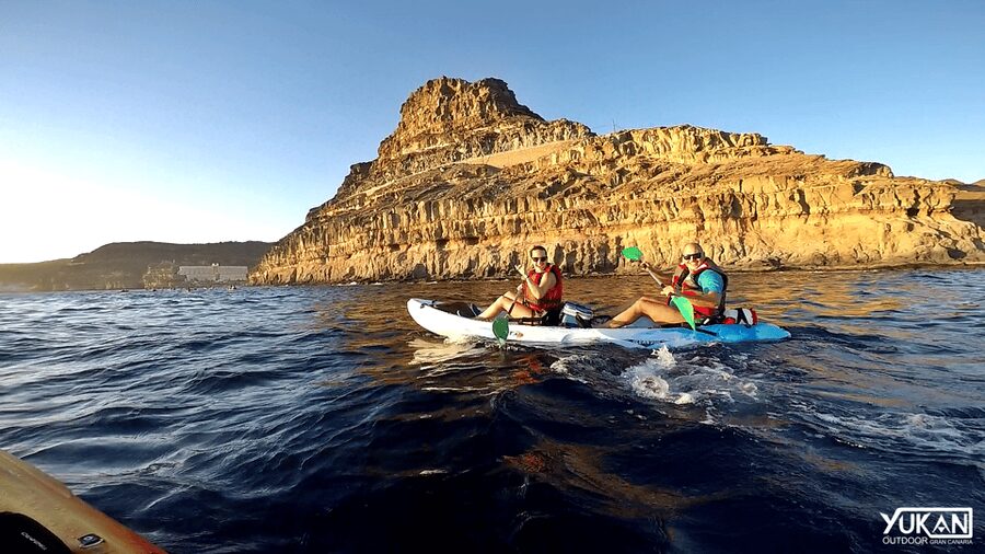 Mogán: Guided Kayak to Caves and Snorkeling Tour - The first paddle along Gran Canaria’s southwest coast