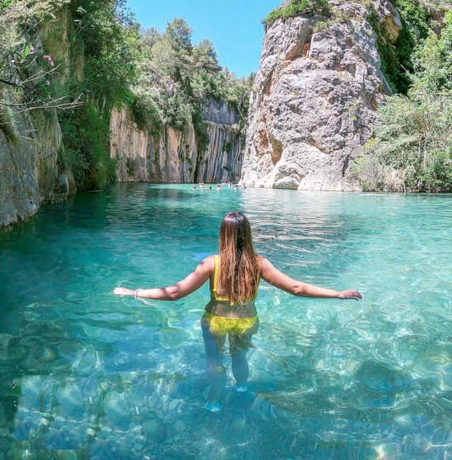 Montanejos Thermal Springs and Waterfall, food included - Leaving Valencia for Montanejos